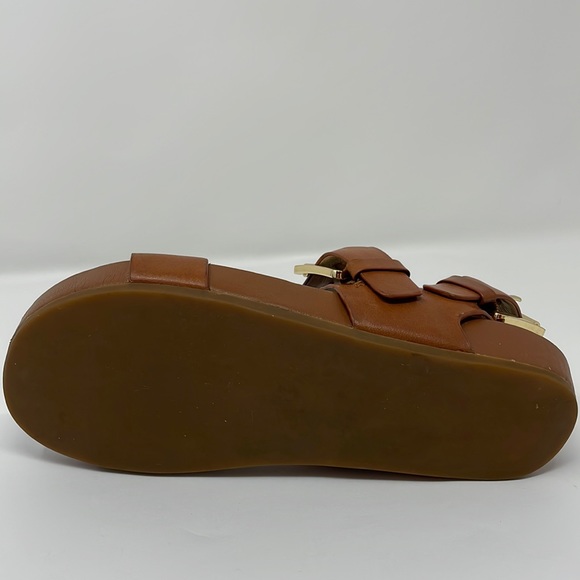 Michael Kors Sawyer Sandal - Picture 2 of 5